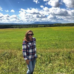 Meet your Posher, Alma